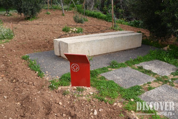 По дороге к мегалитическому комплексу