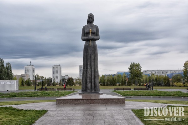 Памятник "Мать воина"