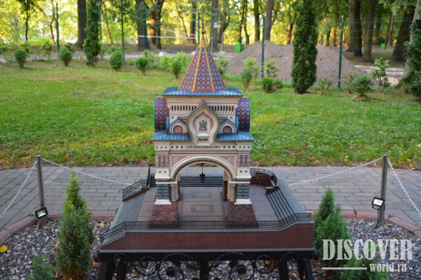 Николаевские триумфальные ворота, Владивосток