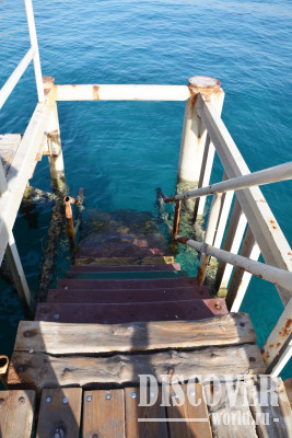 Заход в воду с мостика
