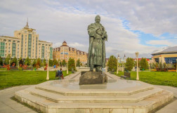 Памятник Кул Гали в Казани